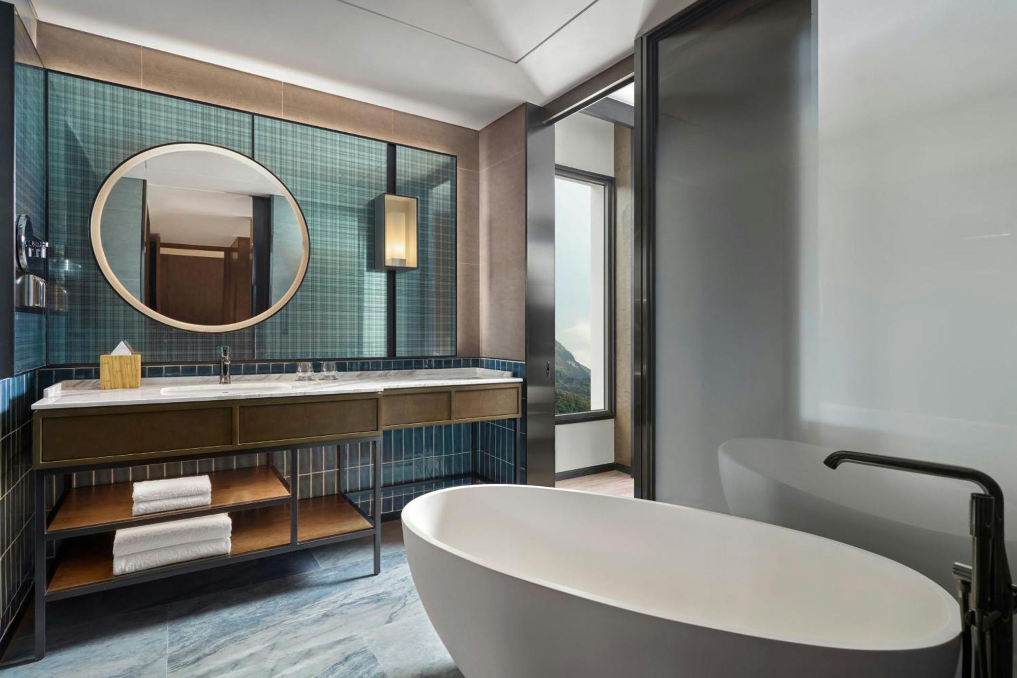 Four Points By Sheraton Hotel 5*