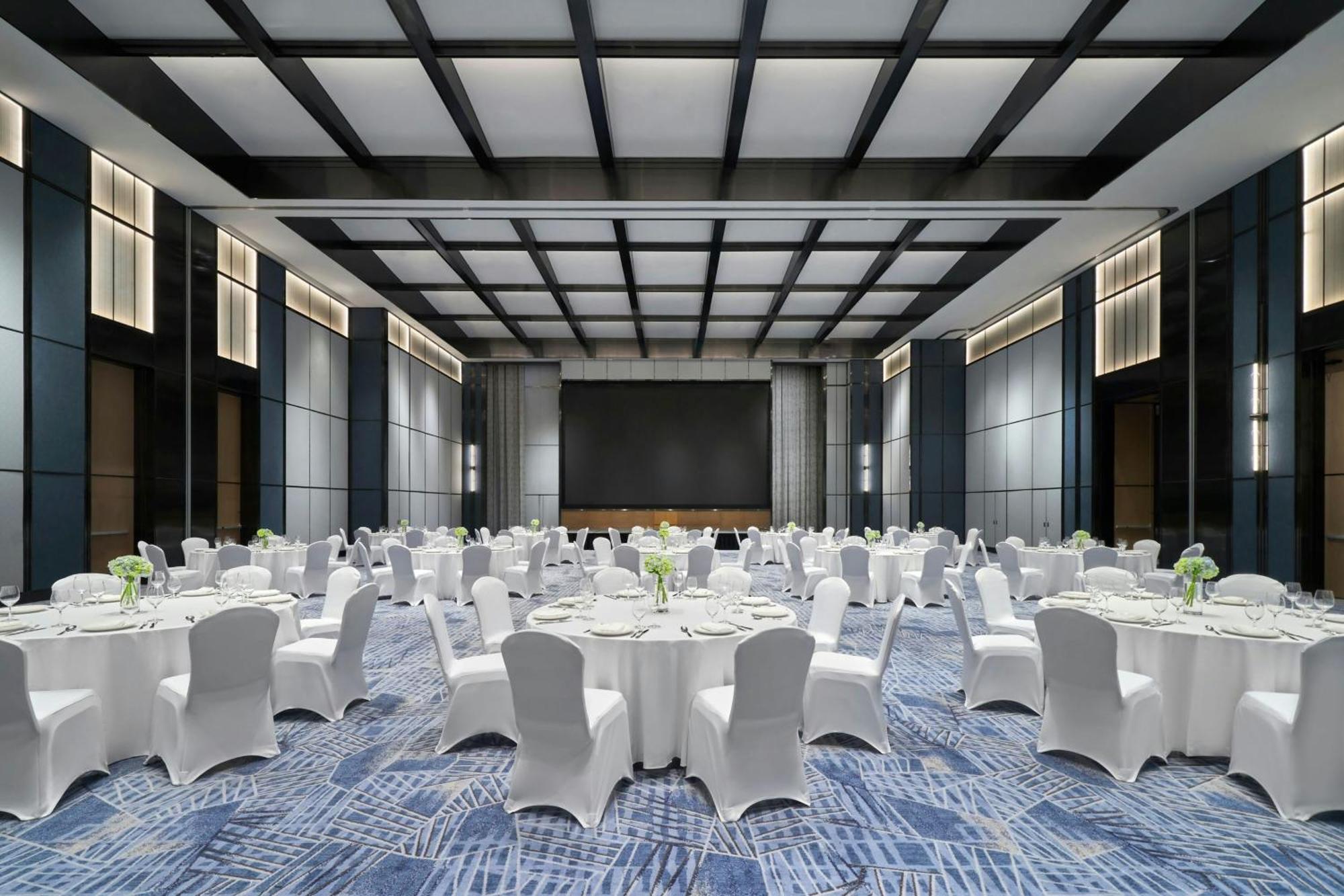 Four Points By Sheraton Отель Хазянг