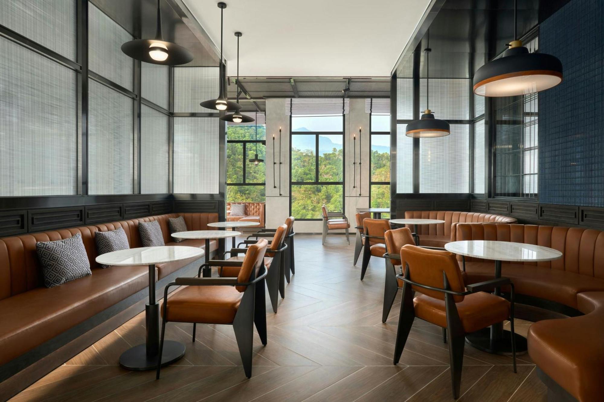 Four Points By Sheraton Hotel